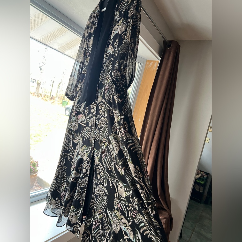 Banana Republic Floral Leaf Maxi dress